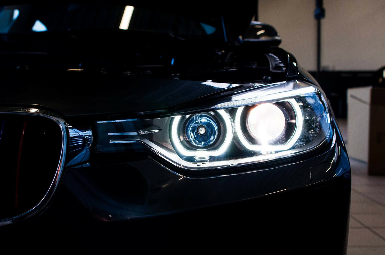 Koplampen BMW F30 / F31 Angel Eyes Xenon Look