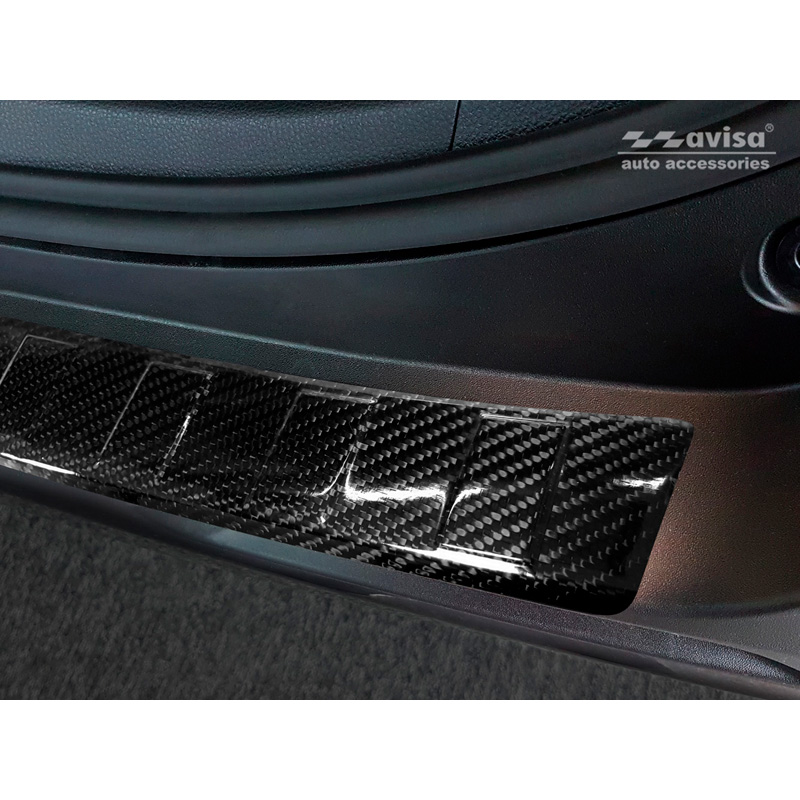 Echt 3D Carbon Achterbumperprotector  Toyota RAV4 (5th Gen.) 2018- & Suzuki Across 2020- 'Ribs'