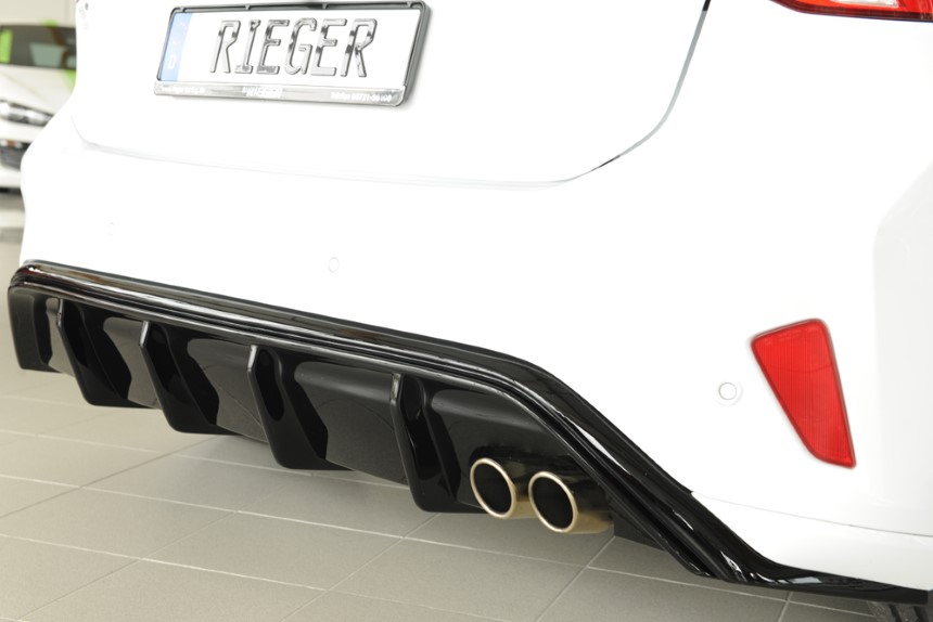 Diffuser Ford Focus 4 ST/ST-Line dubbele uitlaatpijp rechts Rieger glans zwart