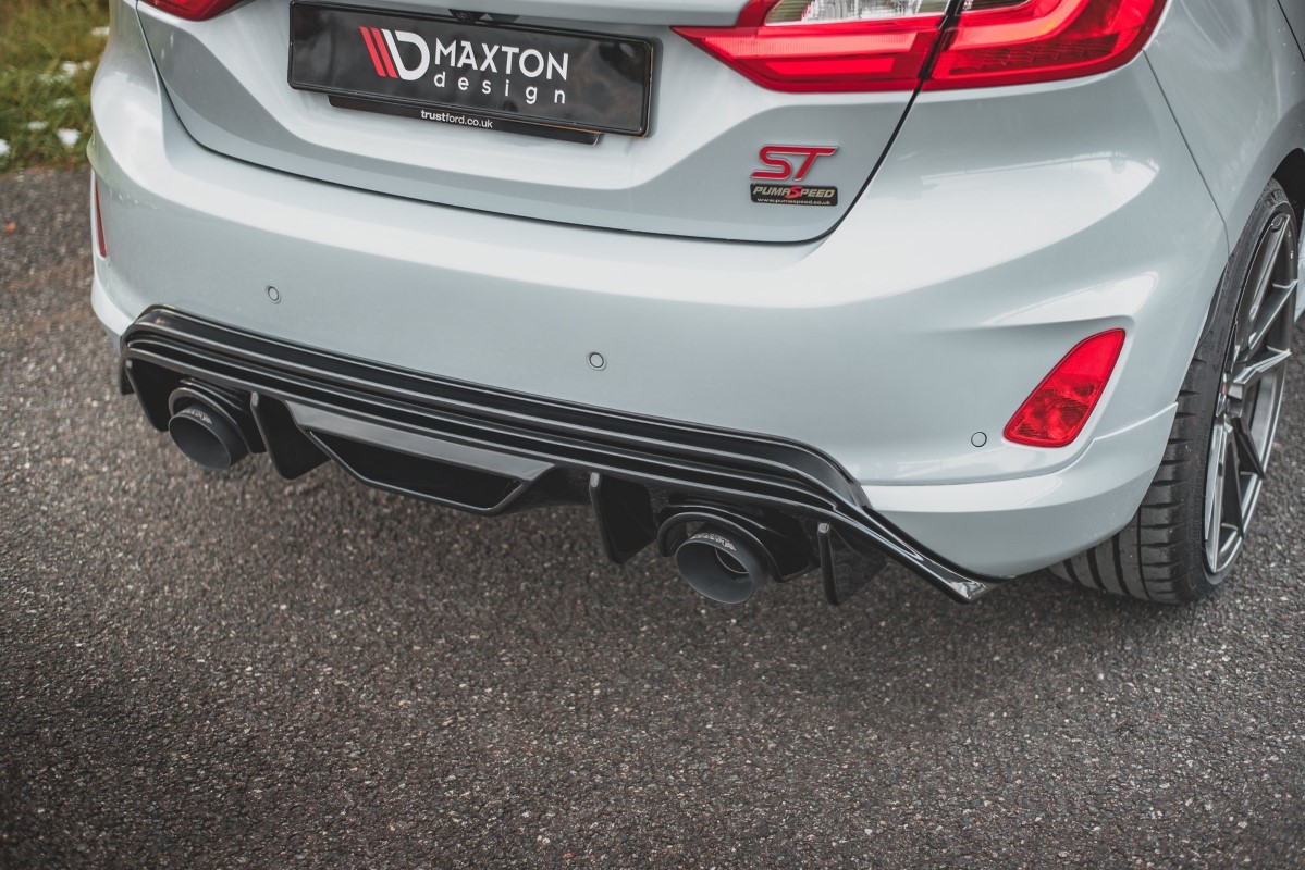 Diffuser Ford Fiesta ST MK8 Maxton Glans Zwart met Milltek Uitlaatsysteem + GPF