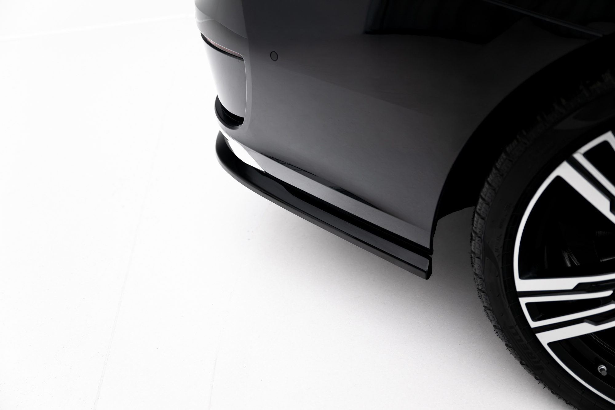 Bodykit – BMW 7 Series G70 V.1 (2022–heden)