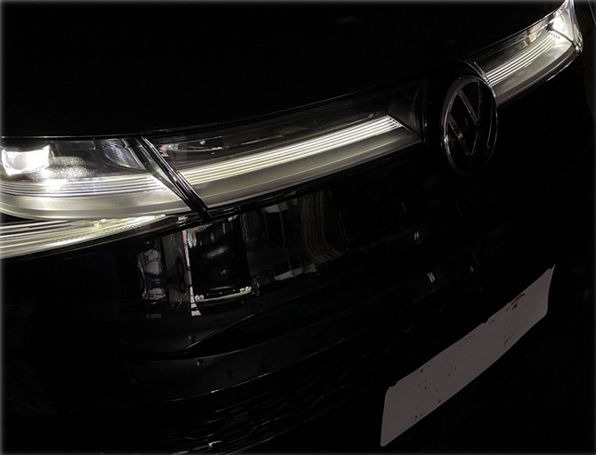 VW T7 LED Contourverlichting – Retrofit LED Lichtlijst voorzijde