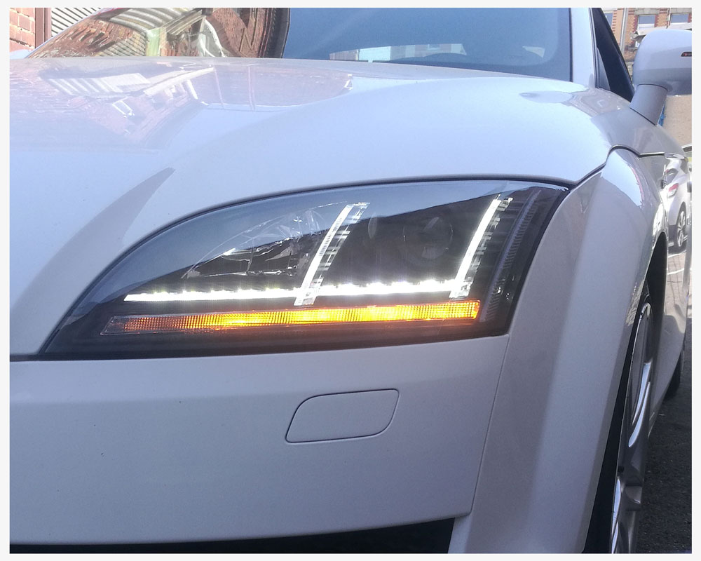 Koplampen Audi TT 8J 06-11 Dynamic LED Zwart