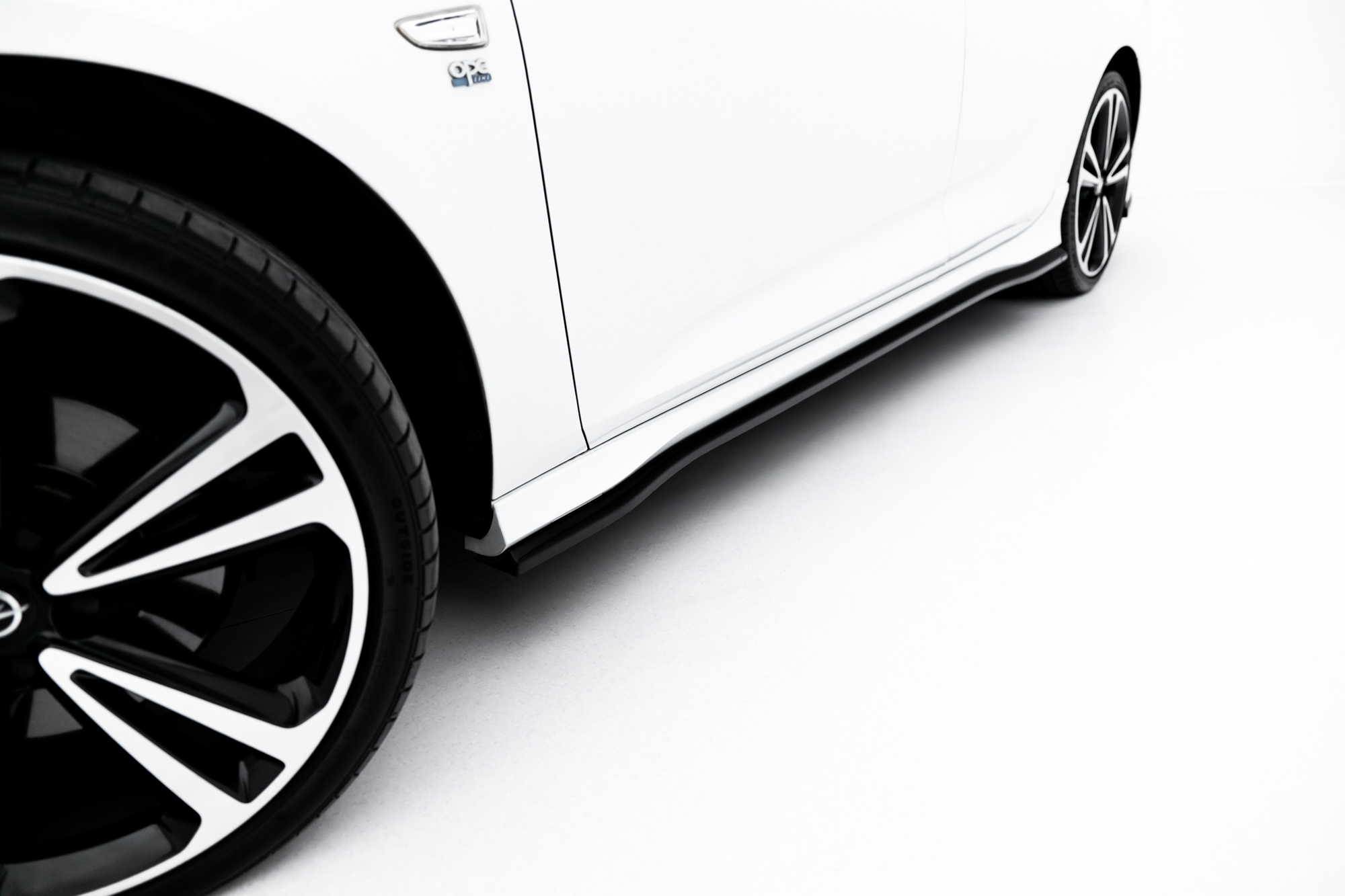 Bodykit voor Opel Insignia OPC-Line Mk2 (2017–2020) – Maxton Design
