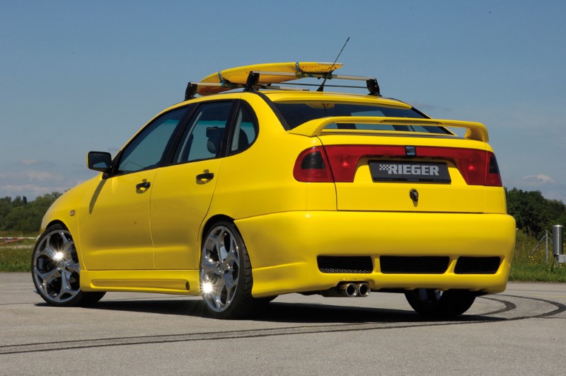 Zijskirts VW Golf III Rieger met uitsnede