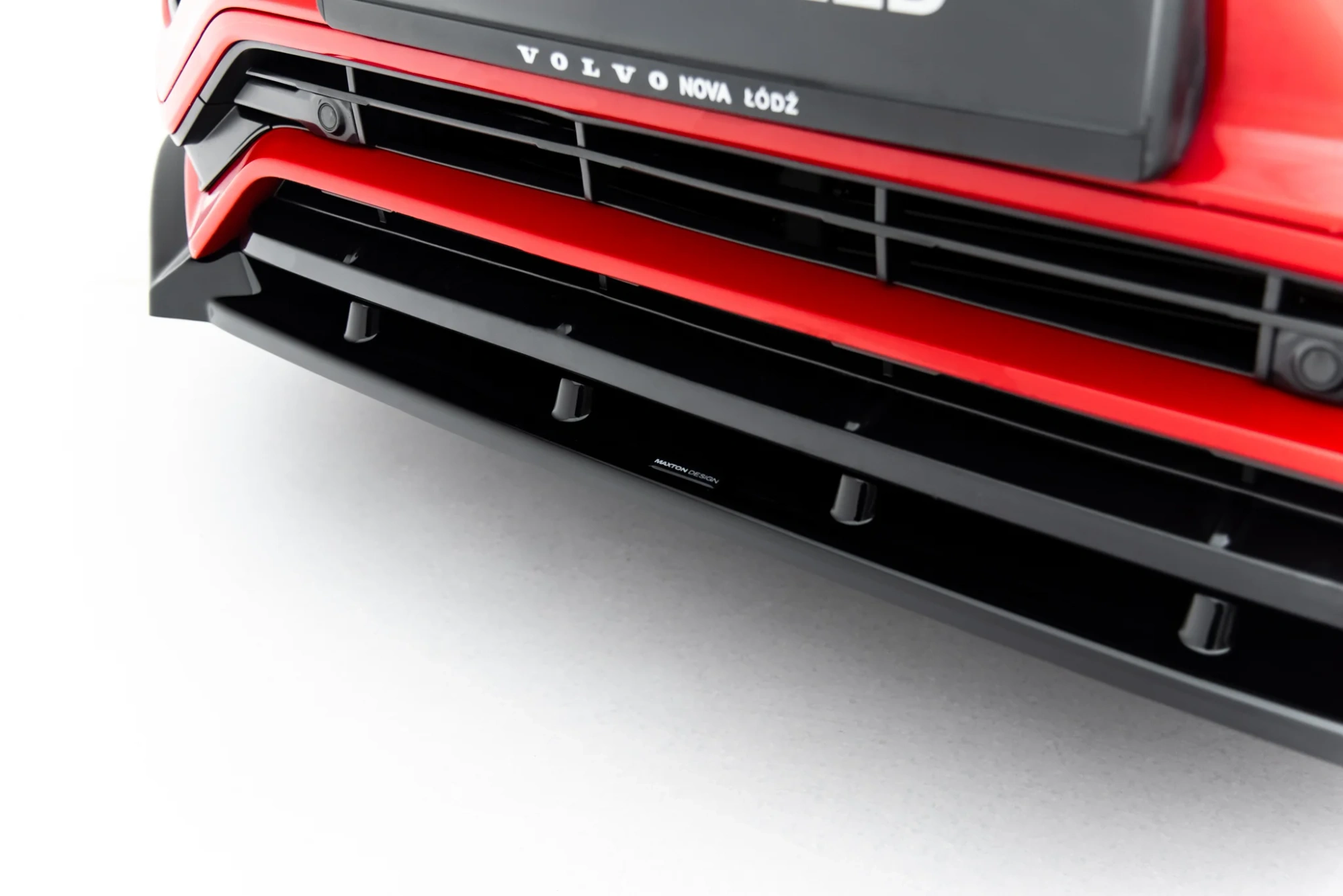 Voorspoiler V.1 Volvo XC90 R-Design 2014-2019 Maxton Glans Zwart