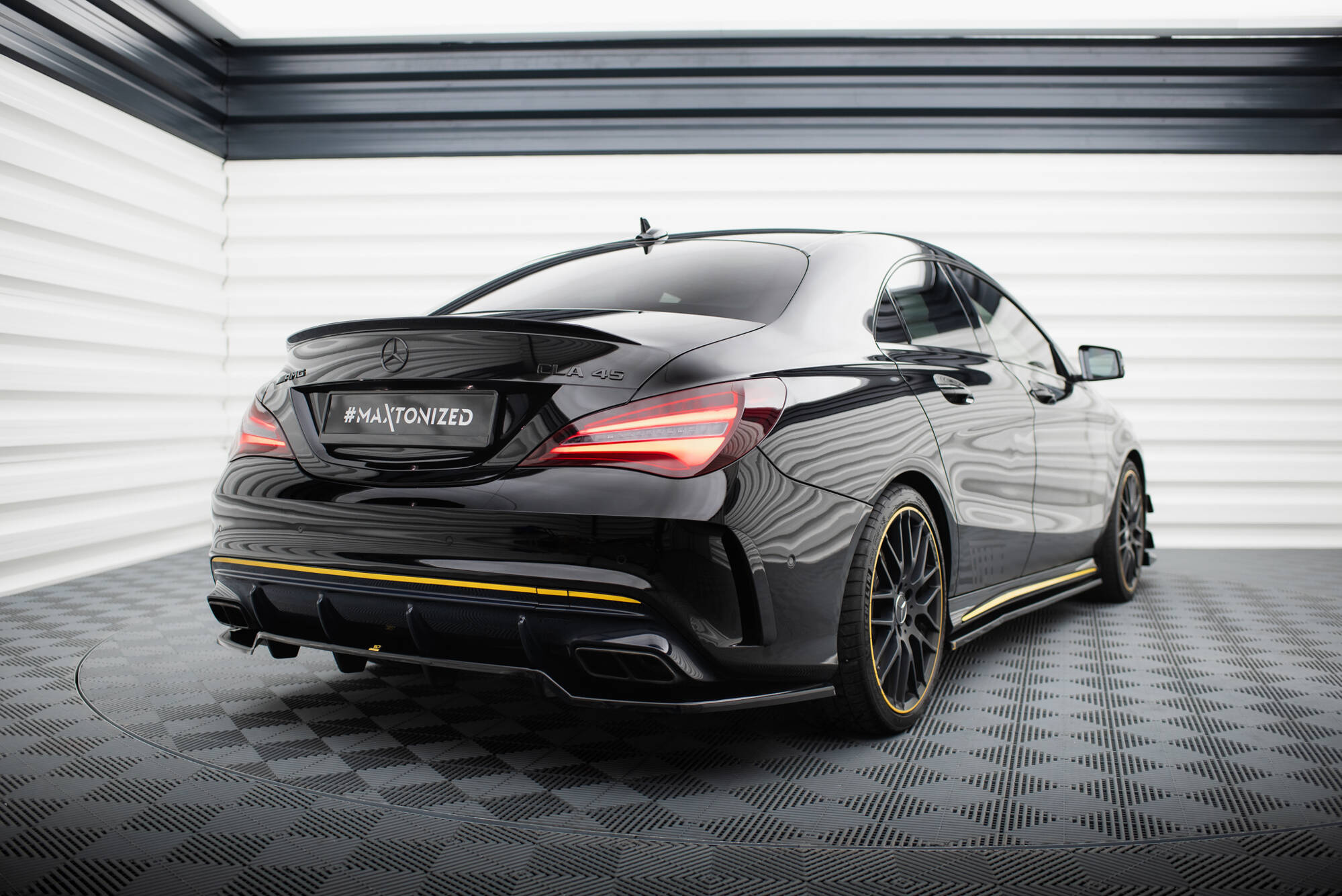 Bodykit Mercedes-AMG CLA 45 Aero C117 Facelift (2017–2019)