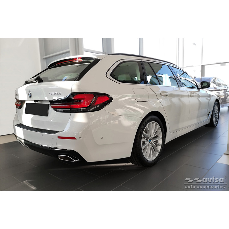 Zwart RVS Achterbumperprotector  BMW 5-Serie G31 Touring Facelift 2020-2024 excl. M-Sport 'Ribs'