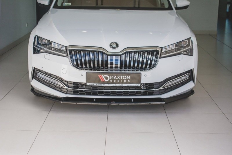 Voorspoiler Skoda Superb 3 FL Maxton Design glans zwart V.2