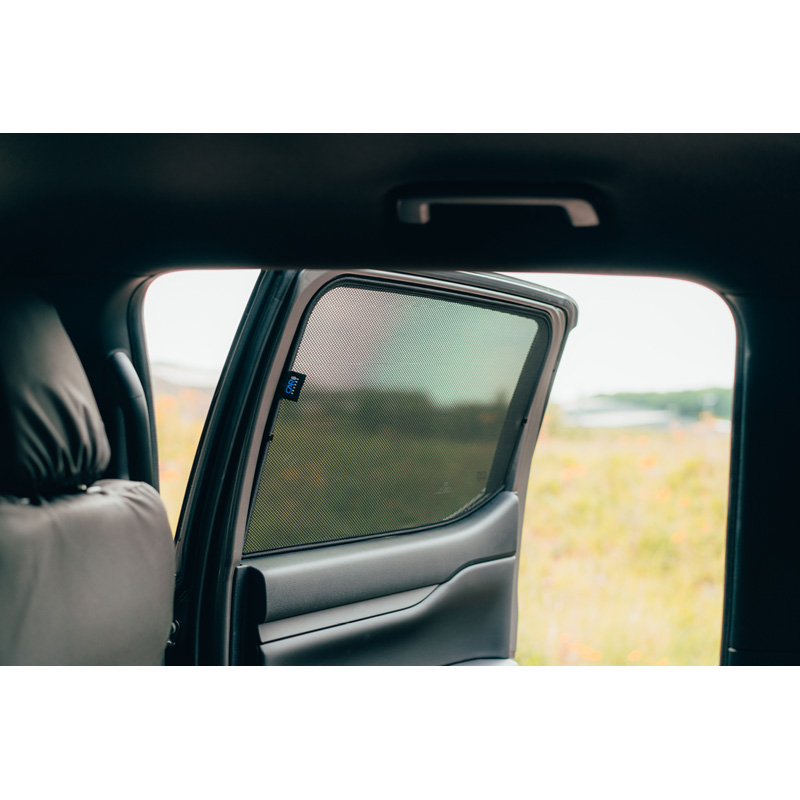 Set Car Shades (achterportieren)  Volkswagen Amarok 4 deurs 2024- (2-delig)