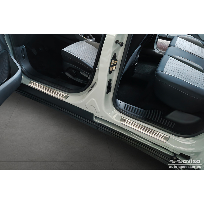 RVS Instaplijsten  Ford Tourneo Courier II 2023- 'Lines' - 4-delig
