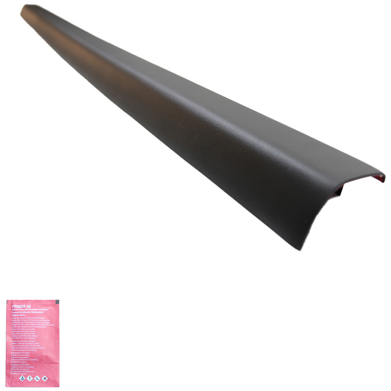 Achterklepafdeklijst  Volkswagen Amarok MK1 2010-2022 - Matzwart