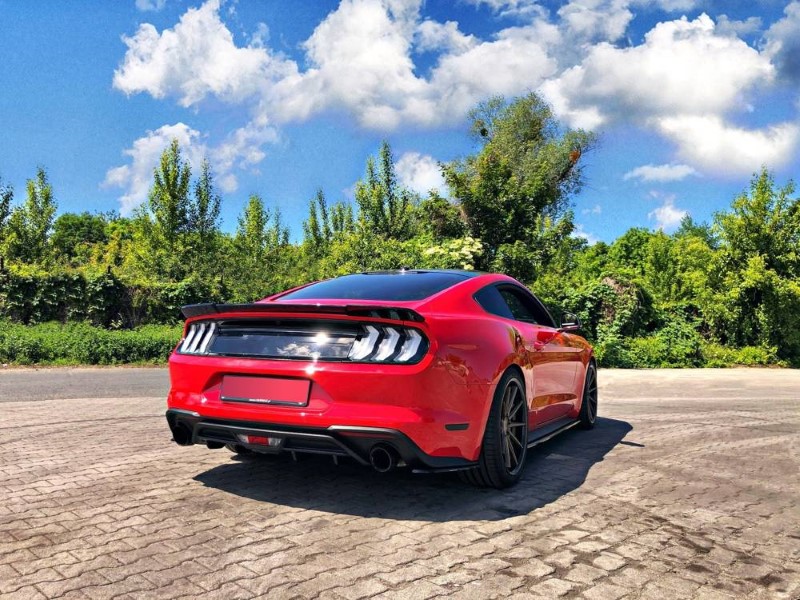 Achterzij Spoilers Ford Mustang Mk. 6 Facelift Glanzend Zwart