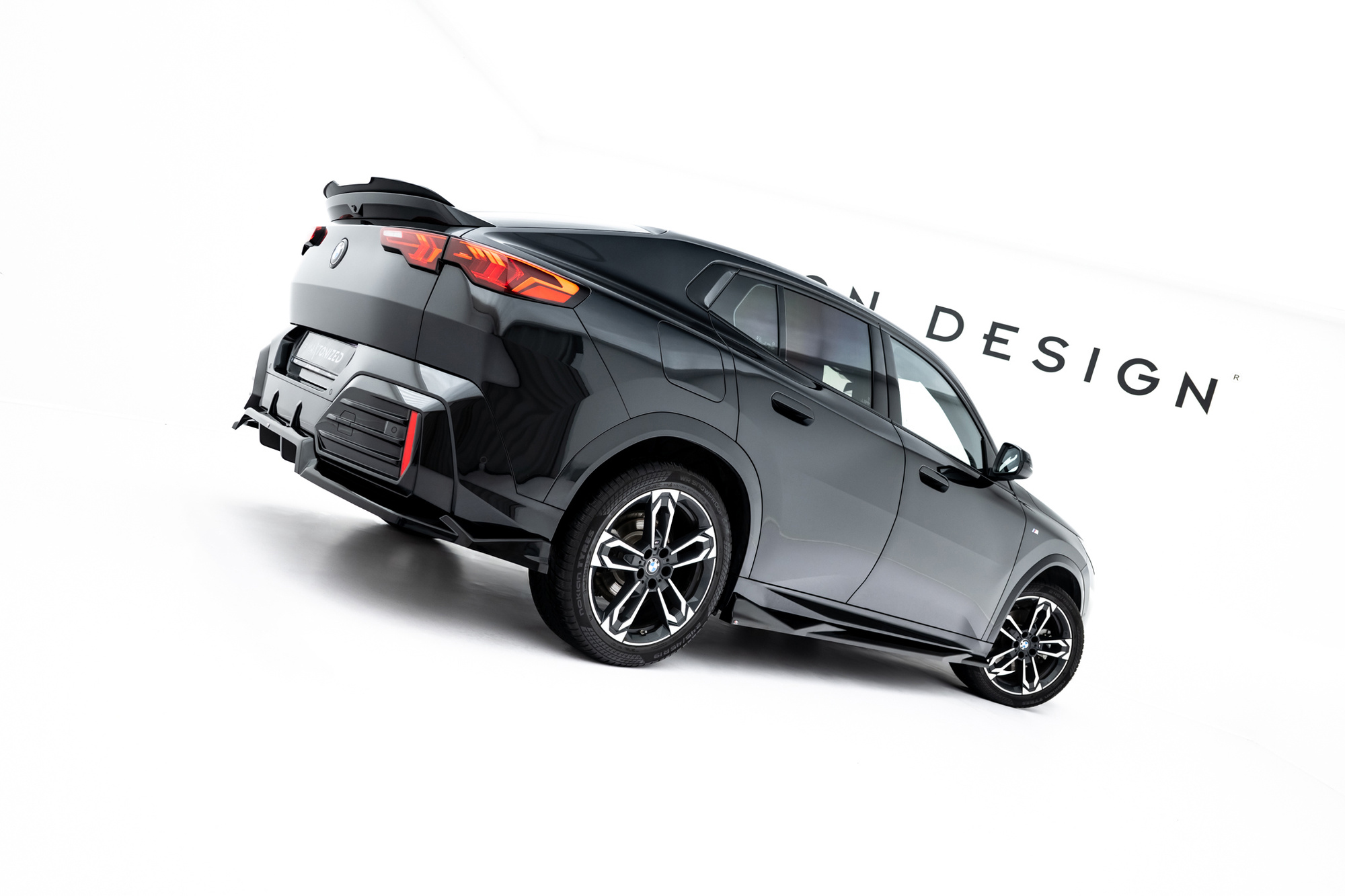 Bodykit BMW X2 M-Pack / iX2 U10 Maxton Glans Zwart