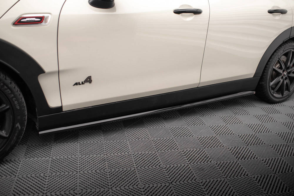 Zijskirts Mini Cooper Clubman John Cooper Works F54 Facelift 2019 - Maxton Glans Zwart