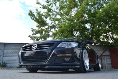 Voorspoiler VW Passat CC Glans Zwart