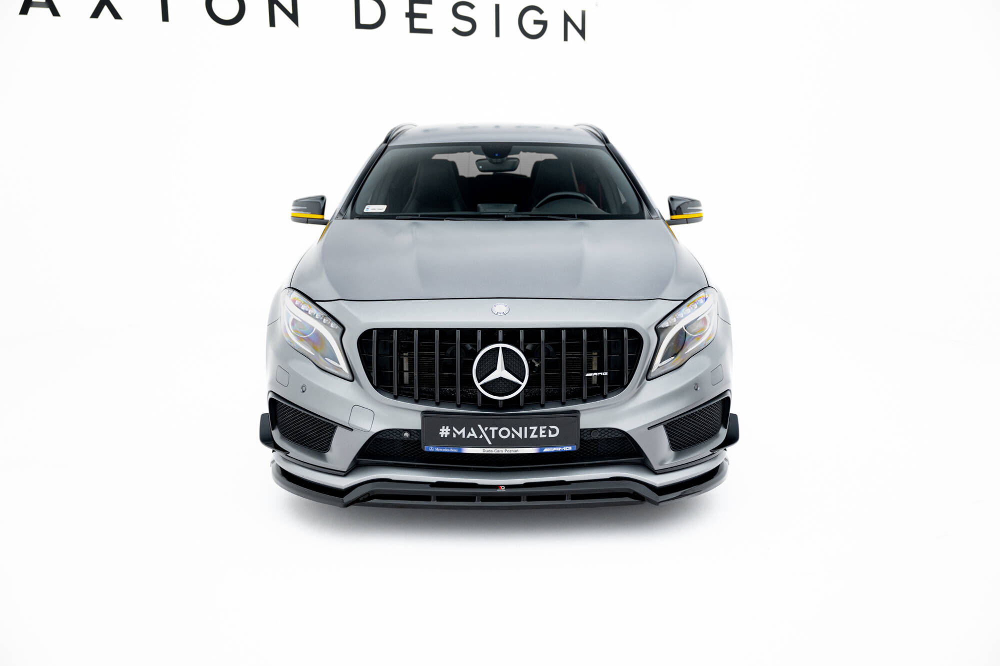 Voorspoiler Mercedes-Benz GLA 45 AMG Off-roader X156 Maxton Glanzend zwart