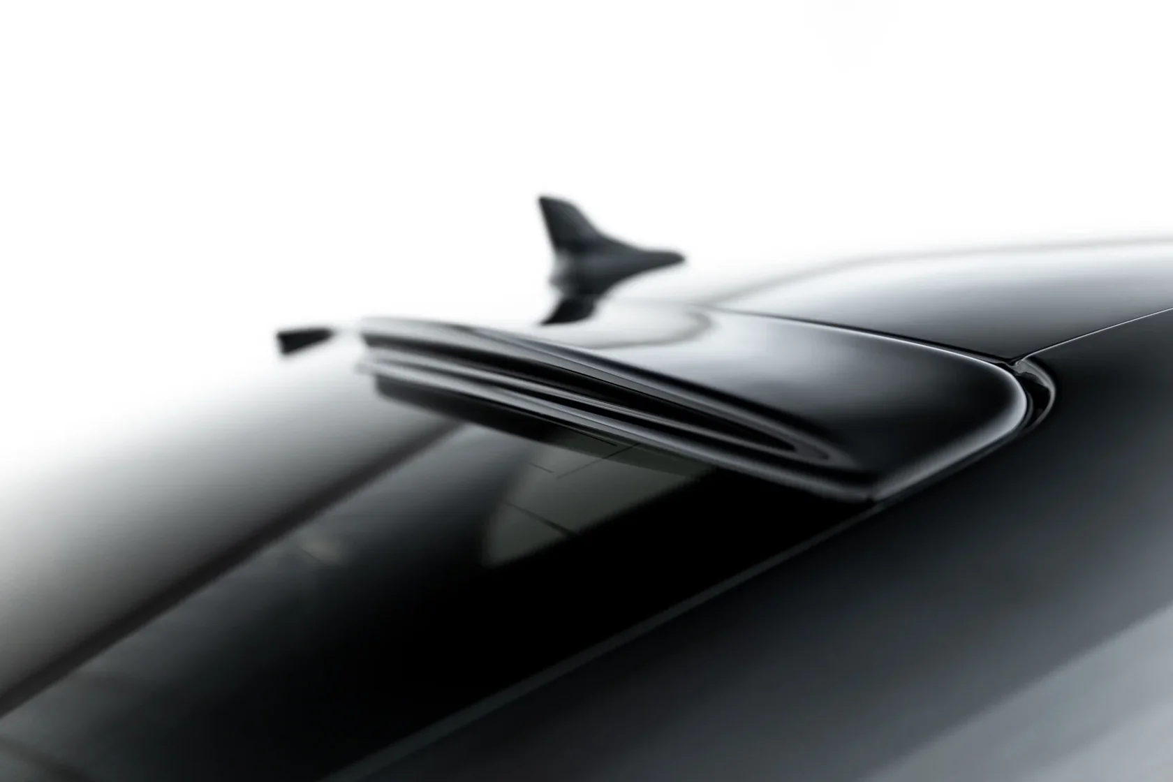 Hoge spoiler Audi A3 Sedan 8Y Facelift Maxton Glanzend zwart