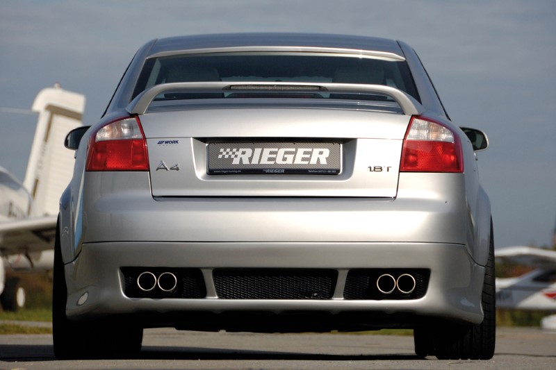 Achterbumper Diffusor met aanhanger koppeling Audi A4 8E Sedan Rieger
