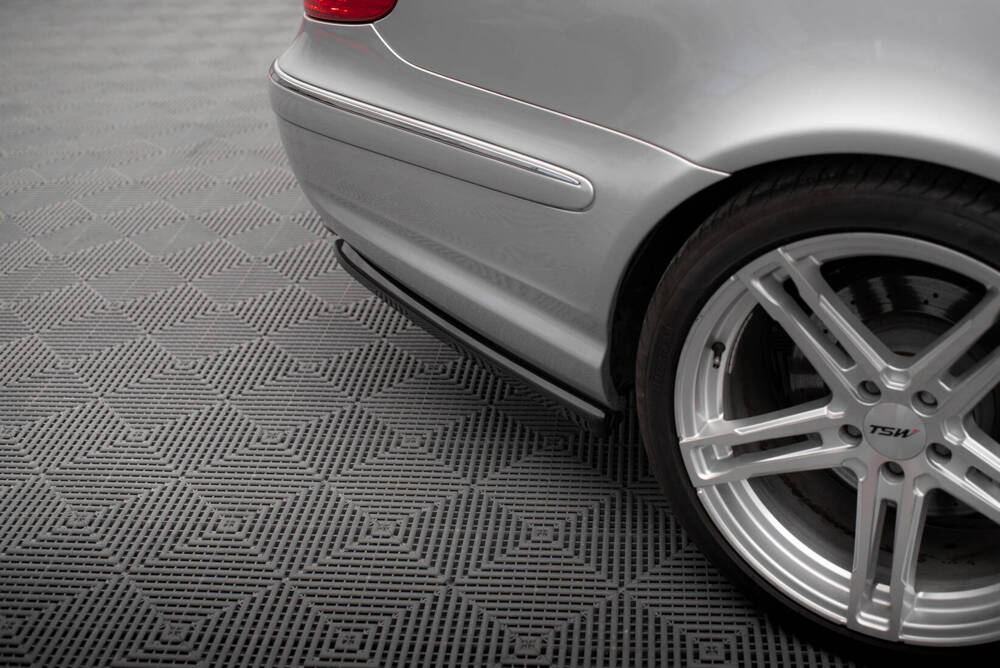Zijdiffuser Mercedes E55 AMG W211 Maxton Glans Zwart