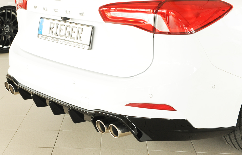 Diffuser Ford Focus Station Glans zwart