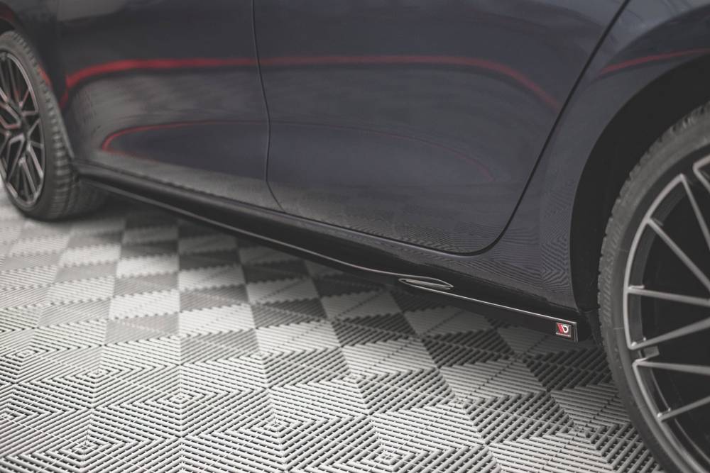 Zijskirts V.1 Seat Leon FR Maxton Glans Zwart