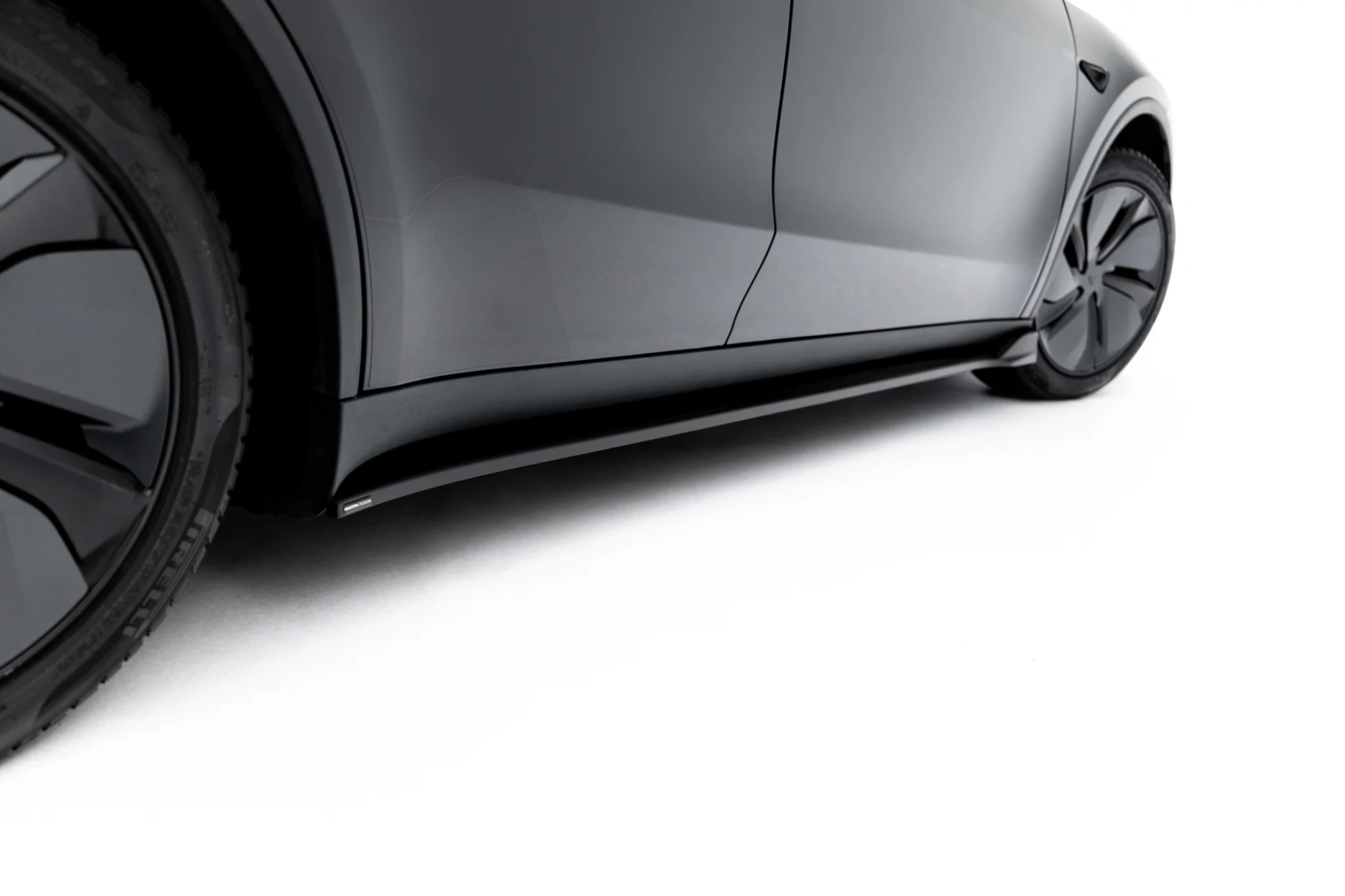 Zijskirts Tesla Model Y Premium Mk1 Facelift Maxton Glans Zwart