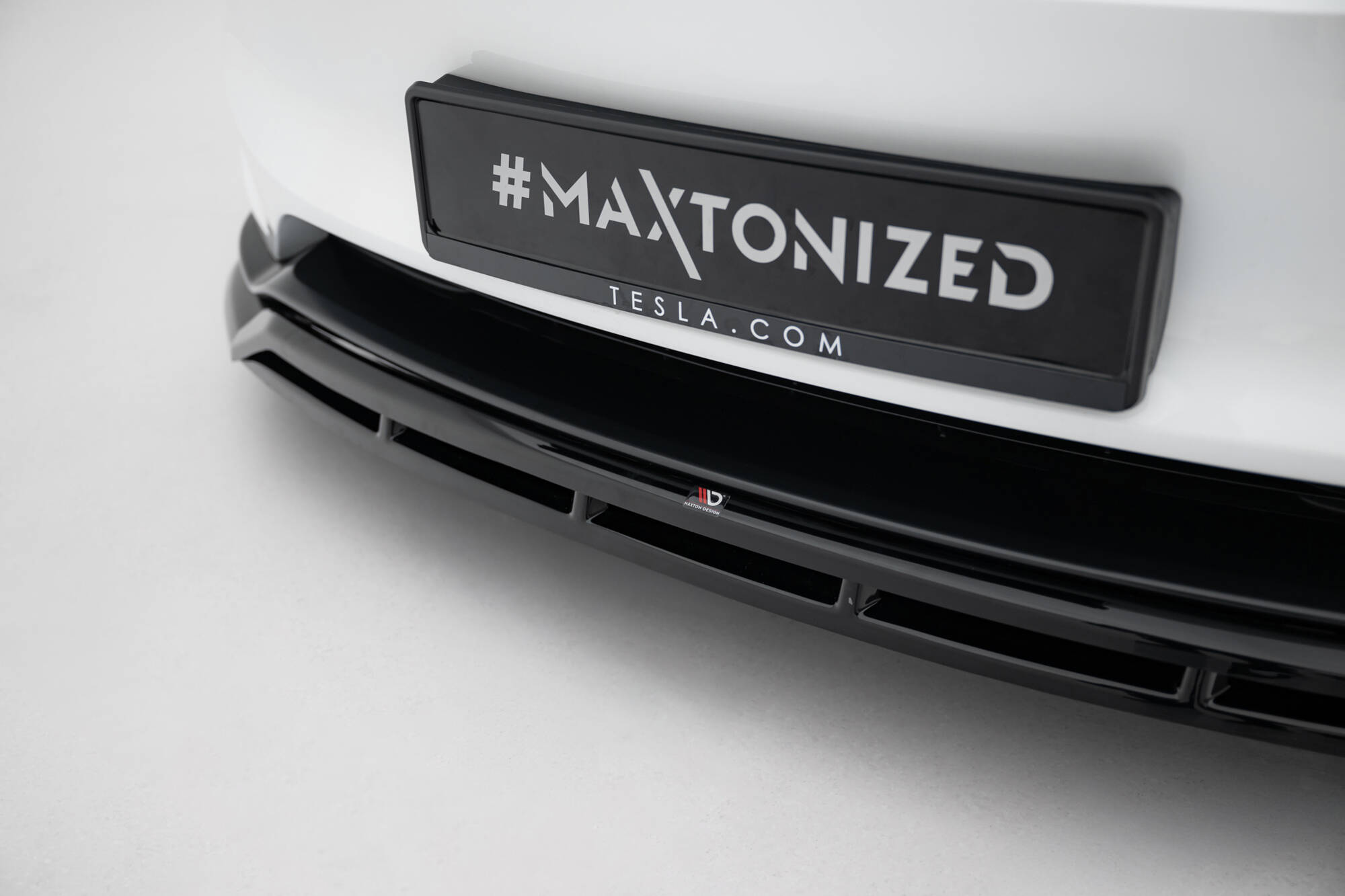 Bodykit Tesla Model 3 Performance MK1 Facelift Maxton Glanzend zwart