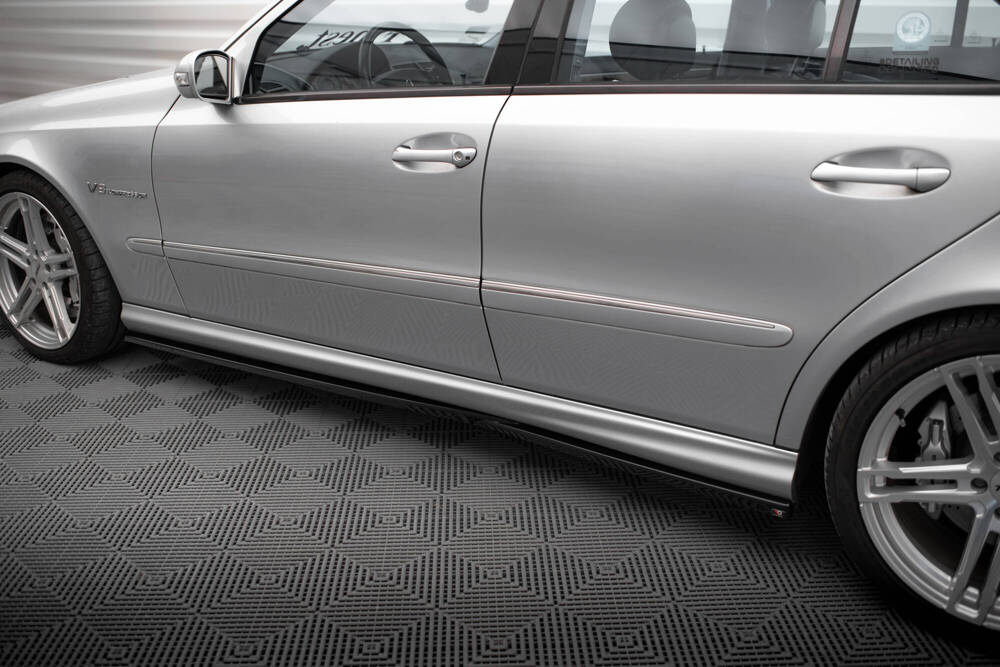 Zijskirts Mercedes E55 AMG W211 Maxton Glans Zwart