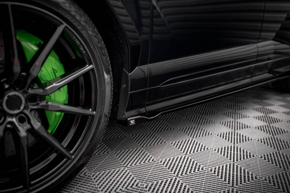 Zijskirts Lamborghini Urus Maxton Glans Zwart