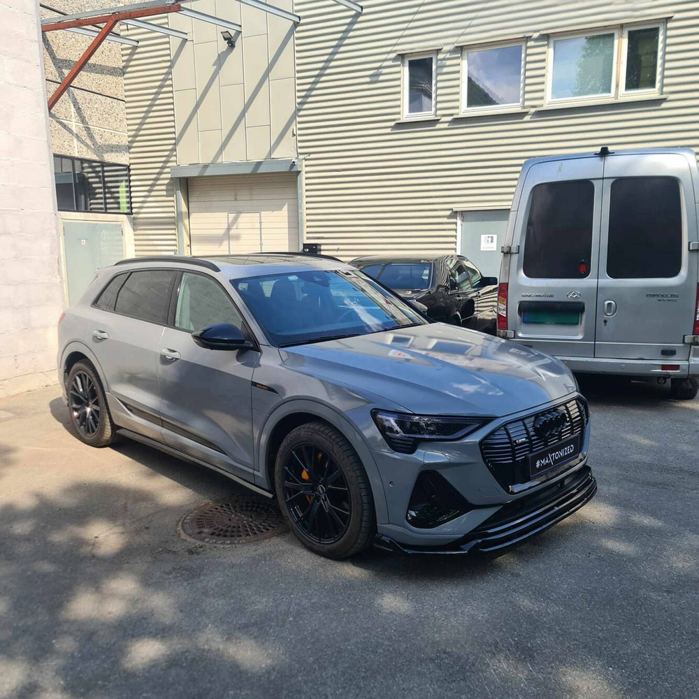 Voorspoiler Audi e-Tron S-Line Glans Zwart Maxton