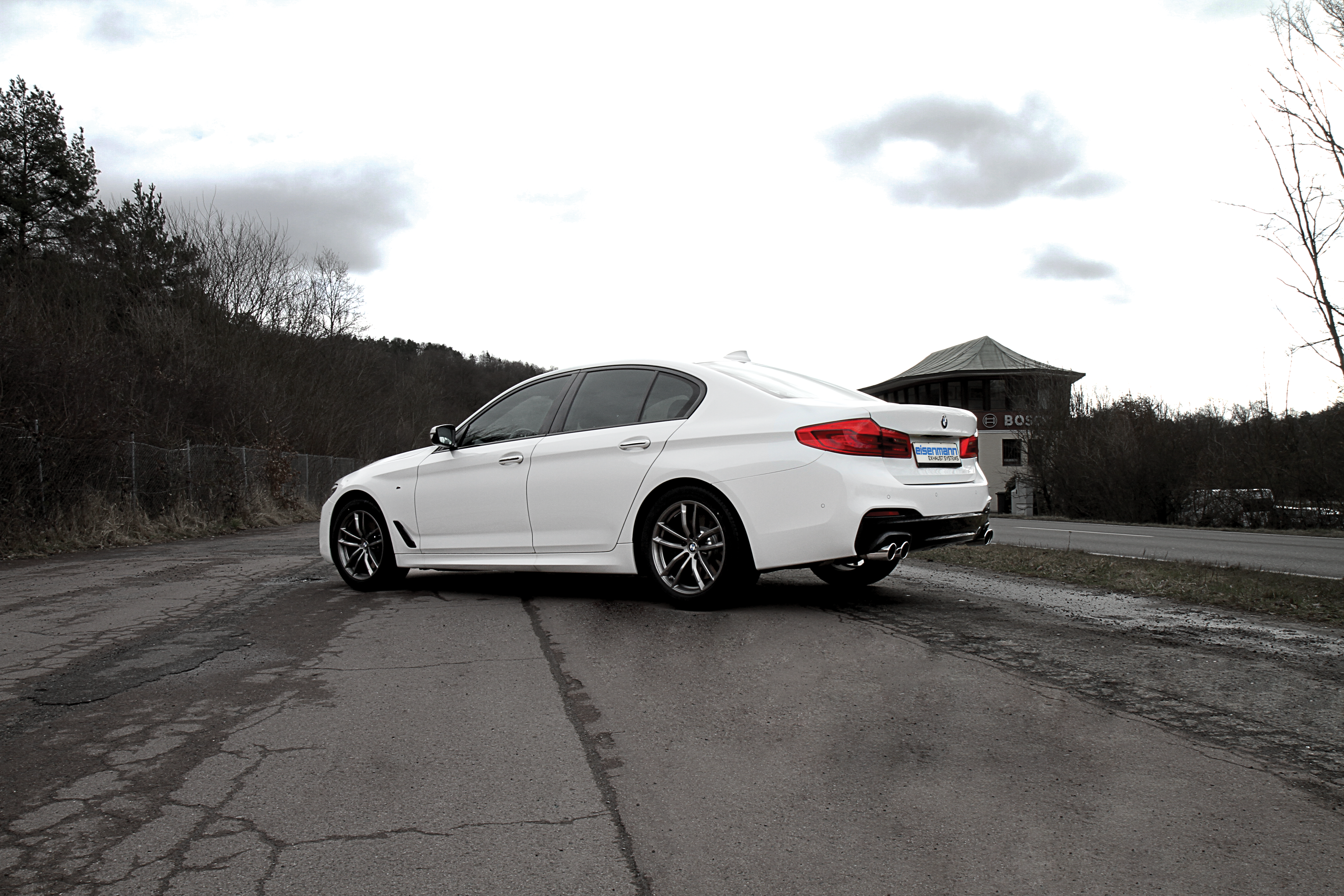 Rear Muffler BMW 5 Series Sedan Exhaust Systems
