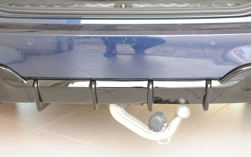 Diffuser BMW 3 Serie G20 Rieger Glans Zwart met Trekhaak