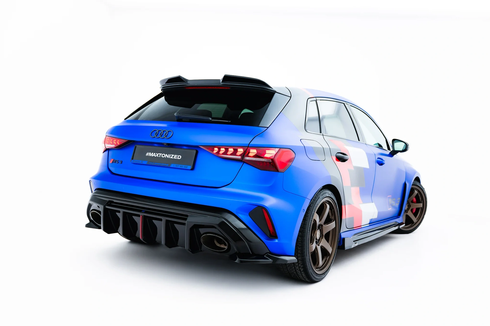 Zij-Diffuser Audi RS3 Sportback 8Y Facelift Maxton Glans Zwart V.1