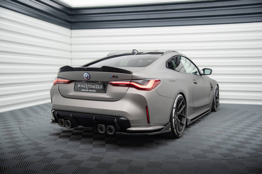 Bodykit BMW M4 G82 Maxton Glanzend zwart