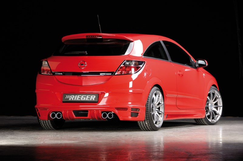Achterbumper Diffusor Opel Astra H GTC Rieger(inclusief gaas)