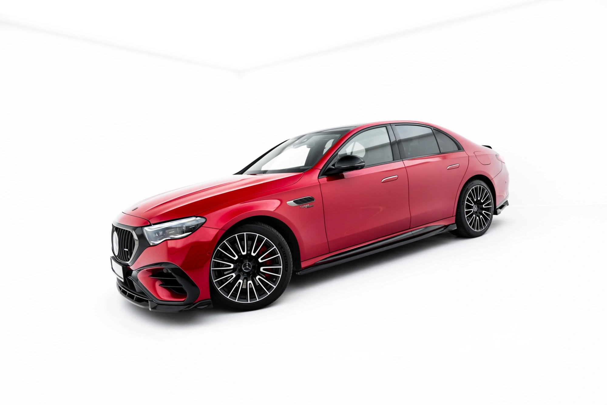 Bodykit Mercedes-AMG E53 Sedan W214 Maxton Glans Zwart