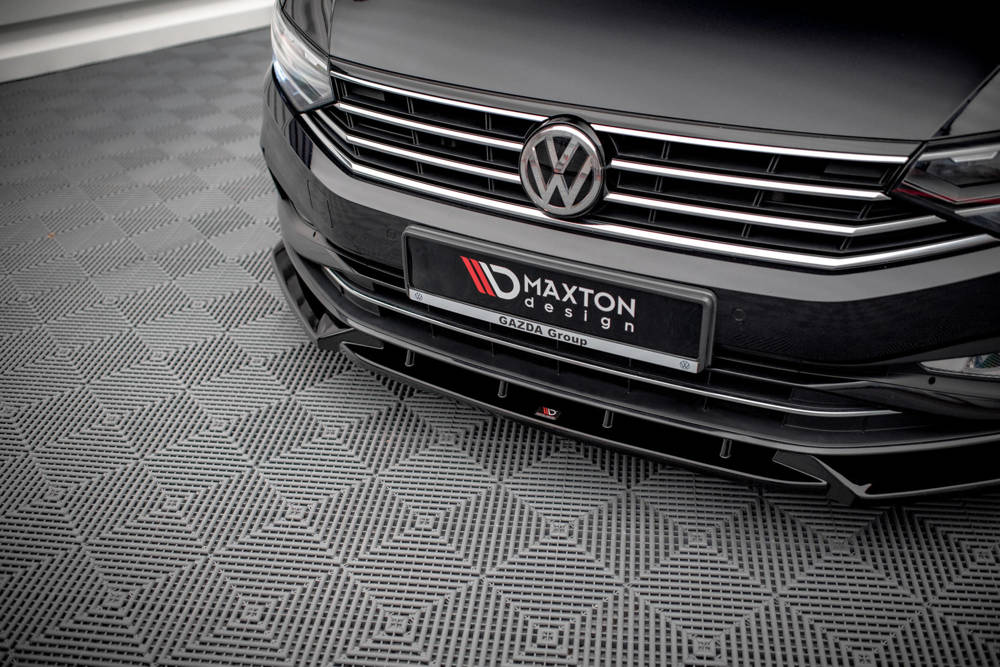 Voorspoiler V.2 VW Passat B8 FL Maxton Glans Zwart