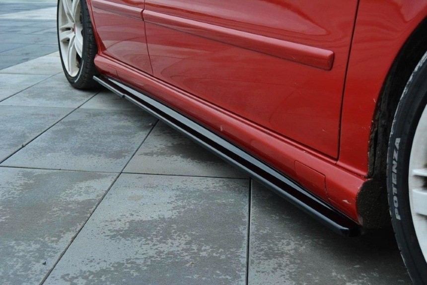 Zijskirts Seat Leon Cupra 1M Maxton Design glans zwart