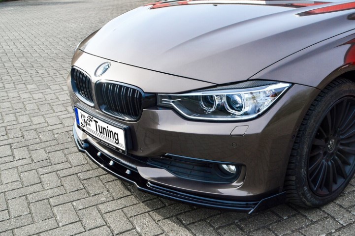 Frontspoiler met vleugel BMW 3-Serie F30 F31 zonder M-Pakket.