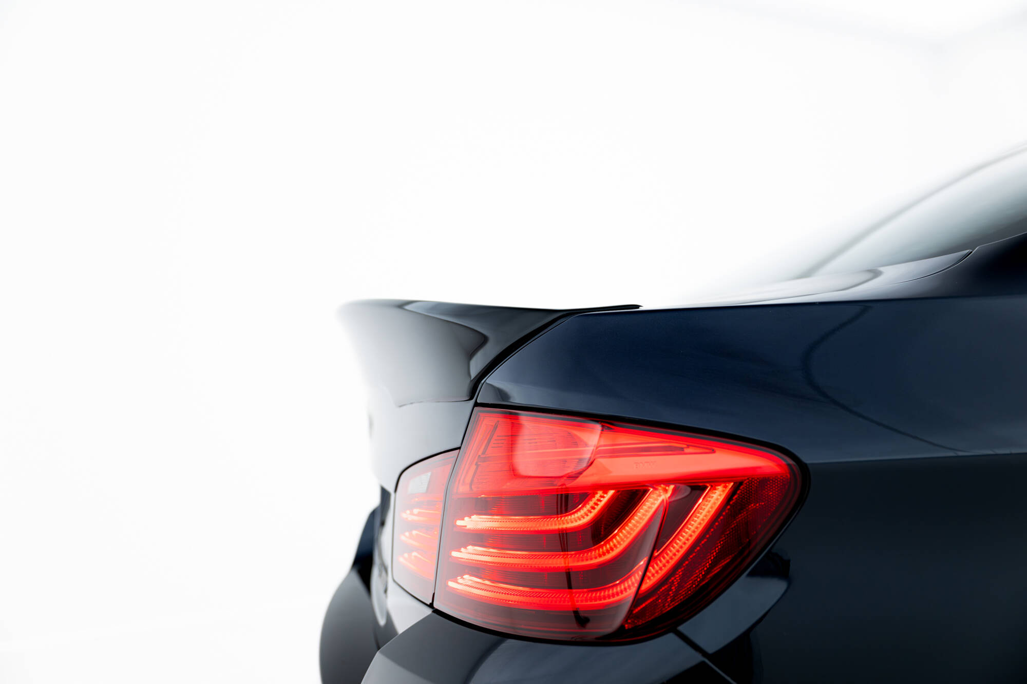 Spoiler CSL Look BMW 5 Sedan F10 / F10 Facelift Maxton Glanzend zwart