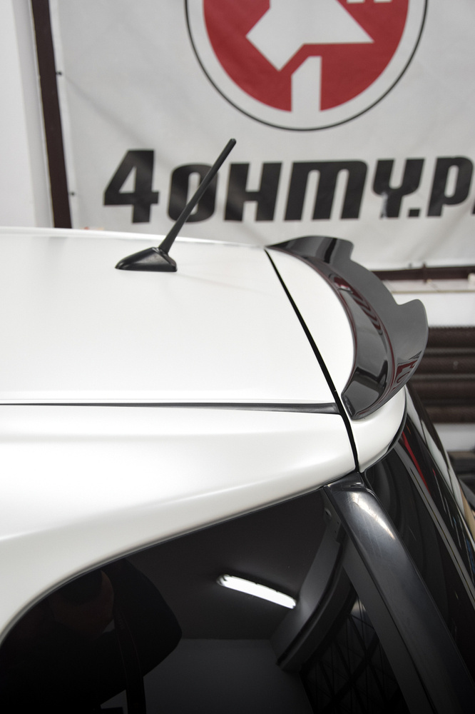Spoiler Cap Toyota IQ Glans Zwart Maxton