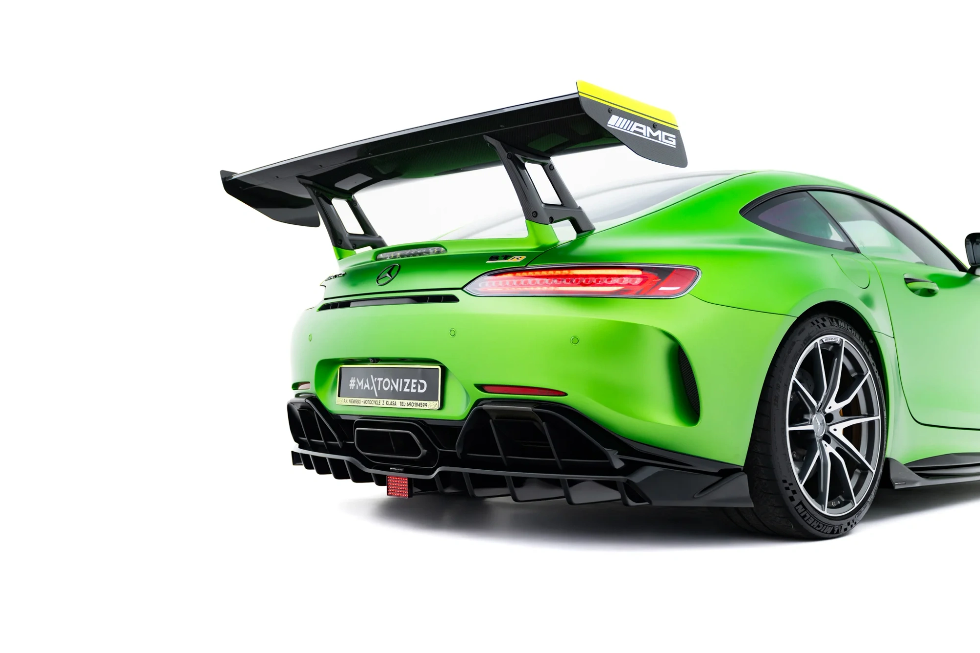 Diffuser Mercedes-AMG GT R C190 Facelift Glans Zwart + LED
