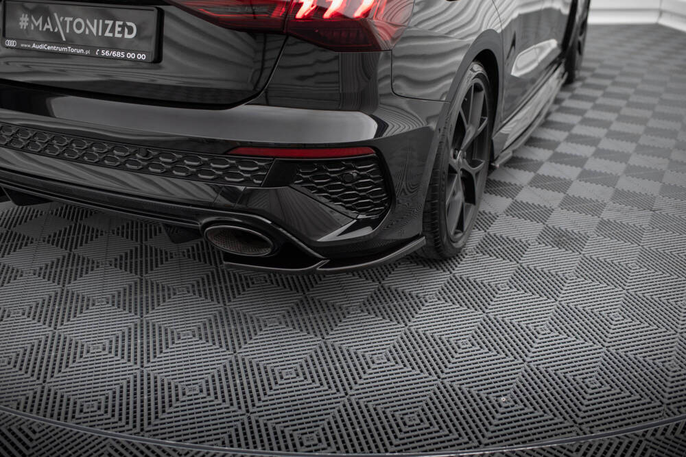 Zijdiffusers Audi RS3 Sportback 8Y Maxton Glans Zwart