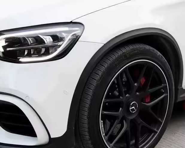 Brede wielkast lijsten Mercedes GLC X253 AMG 63 look