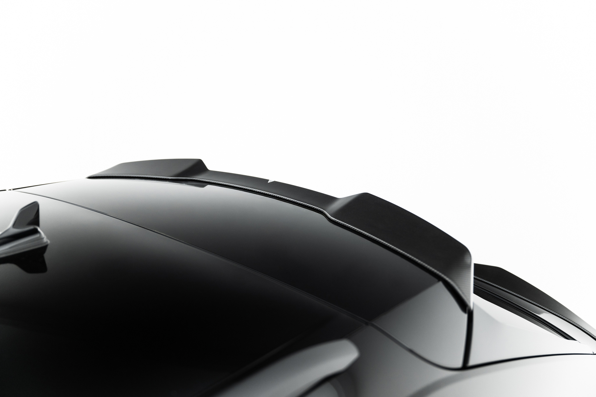 Prepreg Carbon Fiber Tailgate Dakspoiler Audi SQ8 / Q8 S-Line Mk1 – Maxton Design