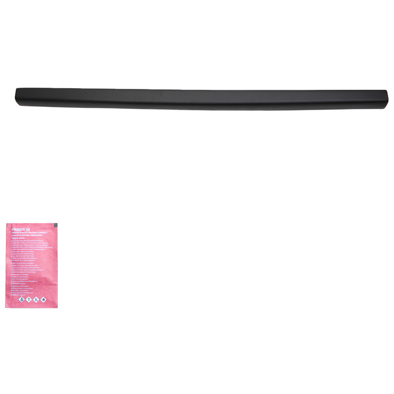 Achterklepafdeklijst  Volkswagen Amarok MK1 2010-2022 - Matzwart