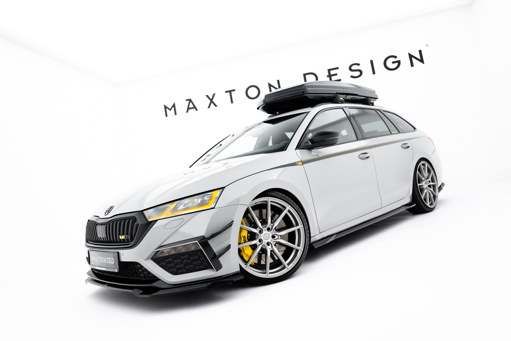 Zijskirts V.1 Skoda Octavia RS Liftback / Combi MK4 Maxton