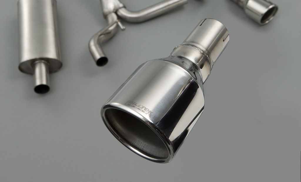 Milltek Audi A4 B7 1.8T quattro cat-back systeem met aluminium 1