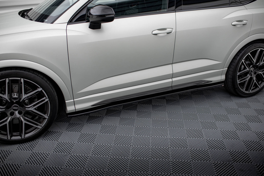 Zijskirts AUDI RSQ3 & Q3 S-Line Maxton Glans Zwart